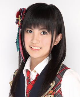 ファイル:2010年AKB48プロフィール 金沢有希.jpg