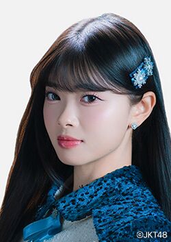 2026年JKT48プロフィール Fiony Alveria.jpg