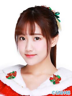 2015年SNH48プロフィール 李艺彤 4.jpg