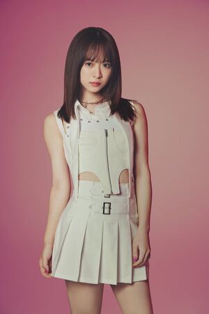 2023年UNLAMEプロフィール NARUMI.jpg