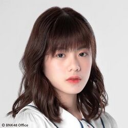 2018年BNK48プロフィール Weeraya Zhang 1.jpg
