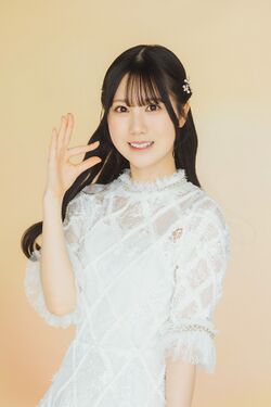 2026年日向坂46「五期生 LIVE」 プロフィール 鶴崎仁香.jpg