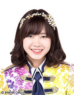 2017年BNK48プロフィール Jiradapa Intajak 3.jpg
