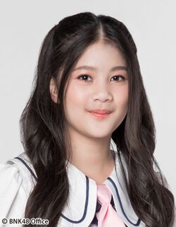 2018年BNK48プロフィール Korapat Nilprapa 1.jpg