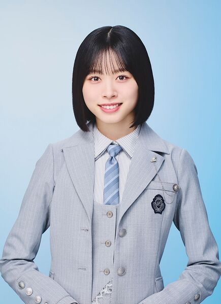 ファイル:2026年日向坂46プロフィール 髙橋未来虹.jpg