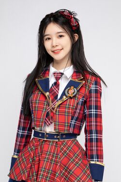 2021年AKB48 Team SHプロフィール 桂楚楚 2.jpg