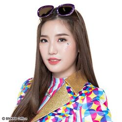 2019年BNK48プロフィール Dusita Kitisarakulchai 1.jpg
