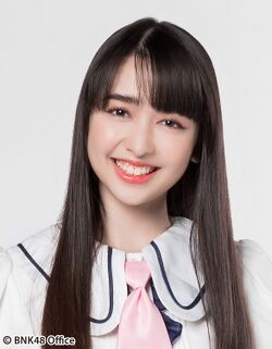 2018年BNK48プロフィール Kunjiranut Intarasin 1.jpg