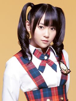 渡り廊下走り隊 ギュッ 多田愛佳.jpg