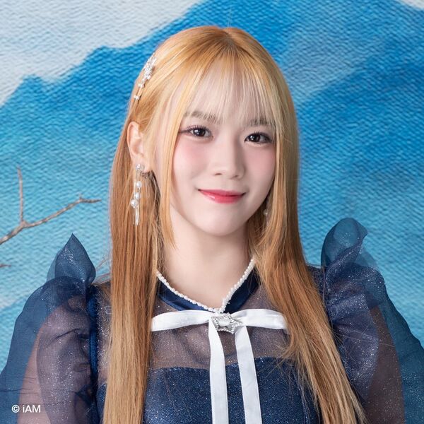 ファイル:2025年CGM48プロフィール Mei 2.jpg
