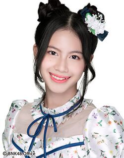 2018年BNK48プロフィール Napaphat Worraphuttanon 2.jpg