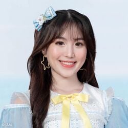 2022年BNK48プロフィール Nicharee Wachiralapphaithoon 2.jpg