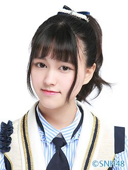 2015年SNH48プロフィール 张韵雯 2.jpg