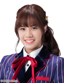 2018年BNK48プロフィール Vathusiri Phuwapunyasiri.jpg