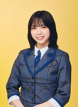 日向坂46 山口陽世 直筆サイン入り サインボール 日向坂46 山口陽世 「4回目のひな誕祭」黄色衣装直筆サイン入り