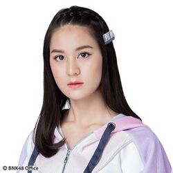 2019年BNK48プロフィール Phattharanarin Mueanarit.jpg