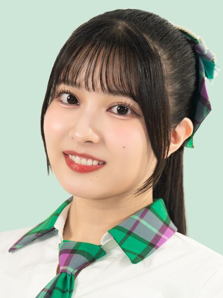 ファイル:2025年KLP48プロフィール 行天優莉奈 2.jpg