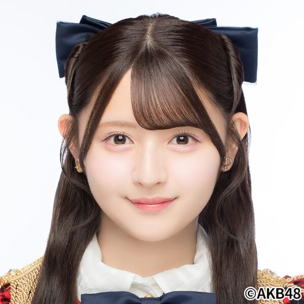 ファイル:2025年AKB48プロフィール 久保姫菜乃 2.jpg