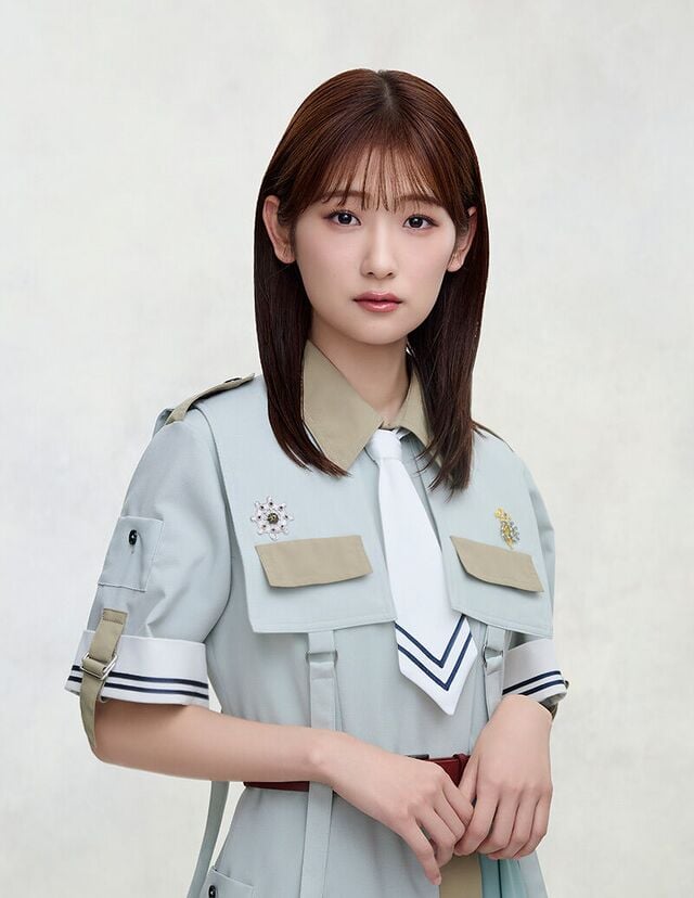 井上梨名 サイン 秋塚 on X: 