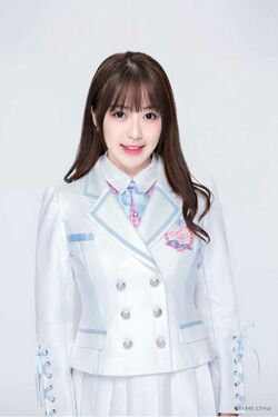 2018年AKB48 Team SHプロフィール 毛唯嘉 1.jpg