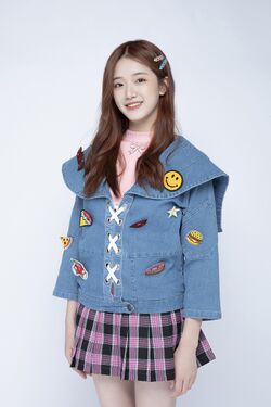 2020年AKB48 Team SHプロフィール 胡馨尹.jpg