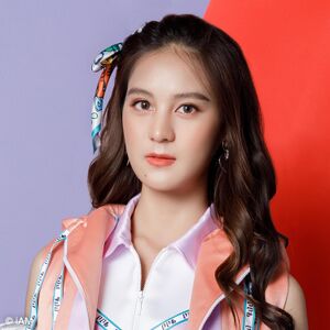 2021年BNK48プロフィール Phattharanarin Mueanarit 2.jpg