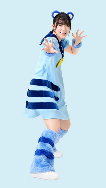 ファイル:2025年チンタイガー 岩本理瑚 全身.png