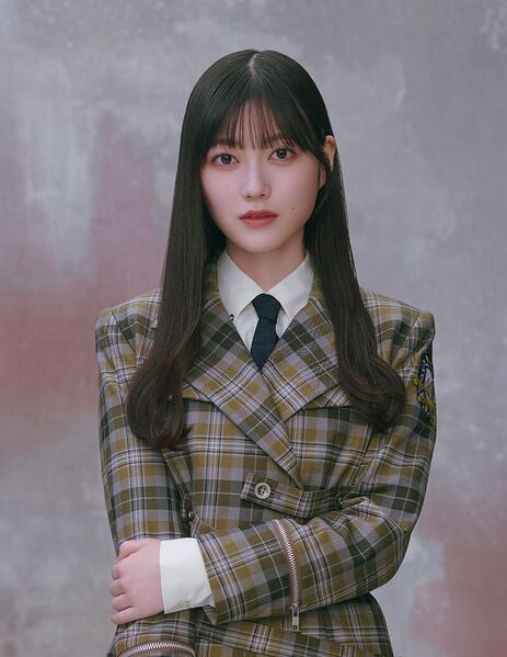 ファイル:2025年櫻坂46プロフィール 幸阪茉里乃.jpg
