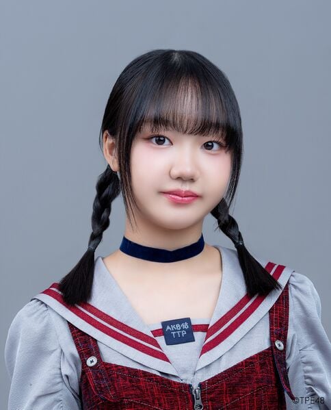 ファイル:2026年TPE48プロフィール 劉曣甯 3.jpg