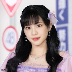 2022年BNK48プロフィール Cherprang Areekul 2.jpg