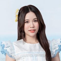 2022年BNK48プロフィール Vathusiri Phuwapunyasiri.jpg