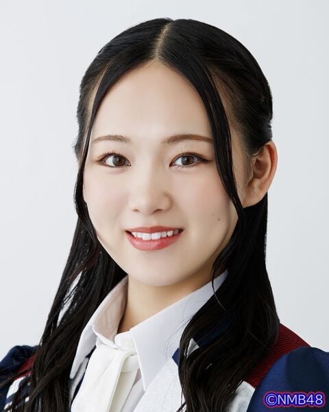 ファイル:2025年NMB48プロフィール 村井悠莉.jpg