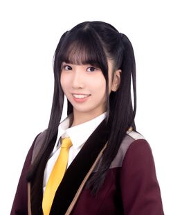 2019年AKB48 Team TPプロフィール 鄭佳郁 1.jpg