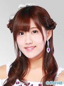 2015年SNH48プロフィール 李艺彤 3.jpg