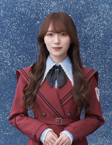 ファイル:2026年櫻坂46プロフィール 守屋麗奈 3.jpg