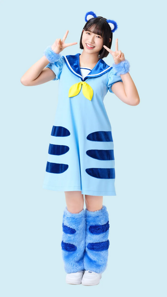 ファイル:2025年チンタイガー 八重樫美伊咲 全身.png
