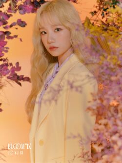 2020年IZ*ONEプロフィール Jo Yu Ri 3.jpg