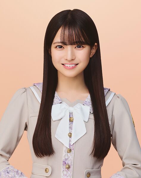ファイル:2026年乃木坂46プロフィール 瀬戸口心月.jpg