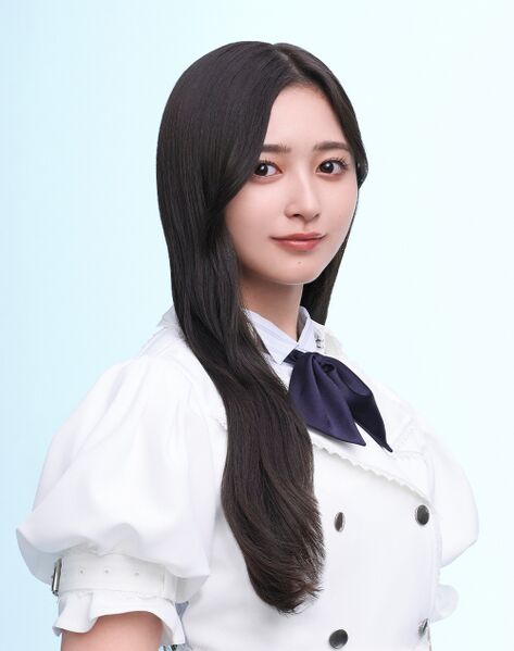 ファイル:2025年乃木坂46プロフィール 井上和 2.jpg