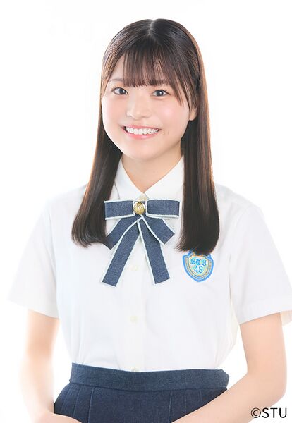 ファイル:2025年STU48プロフィール 蕪竹真奈.jpg