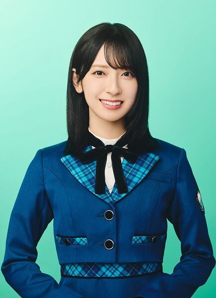 ファイル:2024年日向坂46プロフィール 金村美玖 2.jpg