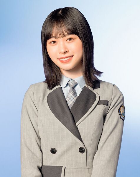 ファイル:2021年日向坂46プロフィール 髙橋未来虹 2.jpg