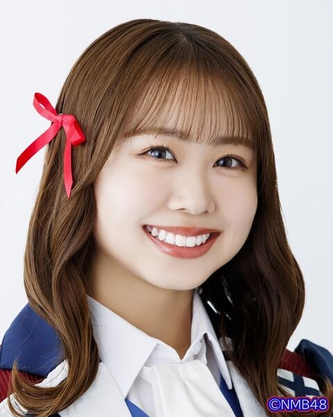 ファイル:2025年NMB48プロフィール 平山真衣.jpg