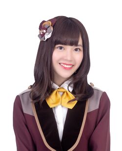 2019年AKB48 Team TPプロフィール 邱品涵 1.jpg