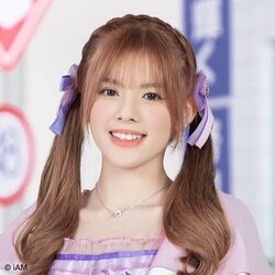 2022年BNK48プロフィール Pitthayaporn Kiatthitinan 3.jpg