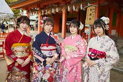 2023年成人式 集合写真 HKT48.jpg