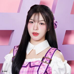 2024年BNK48プロフィール Virunpat Thamrongpantavanich 3.jpg