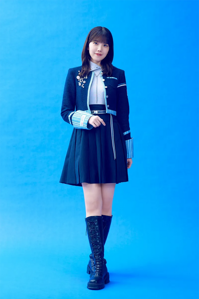 ファイル:2025年僕が見たかった青空プロフィール 伊藤ゆず 全身.png