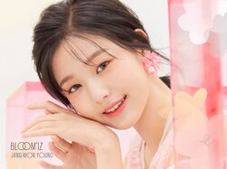 2020年IZ*ONEプロフィール Jang Won Young.jpg