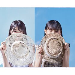 思い出せる恋をしよう 劇場盤 裏ジャケット.jpg